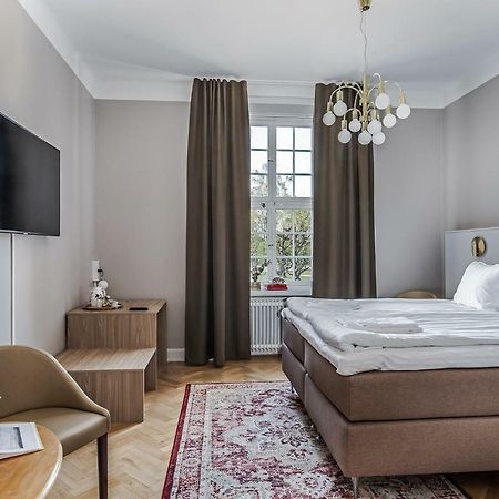 Livgrenadjaermaessen Hotell-Fest-Konferens Linköping Esterno foto
