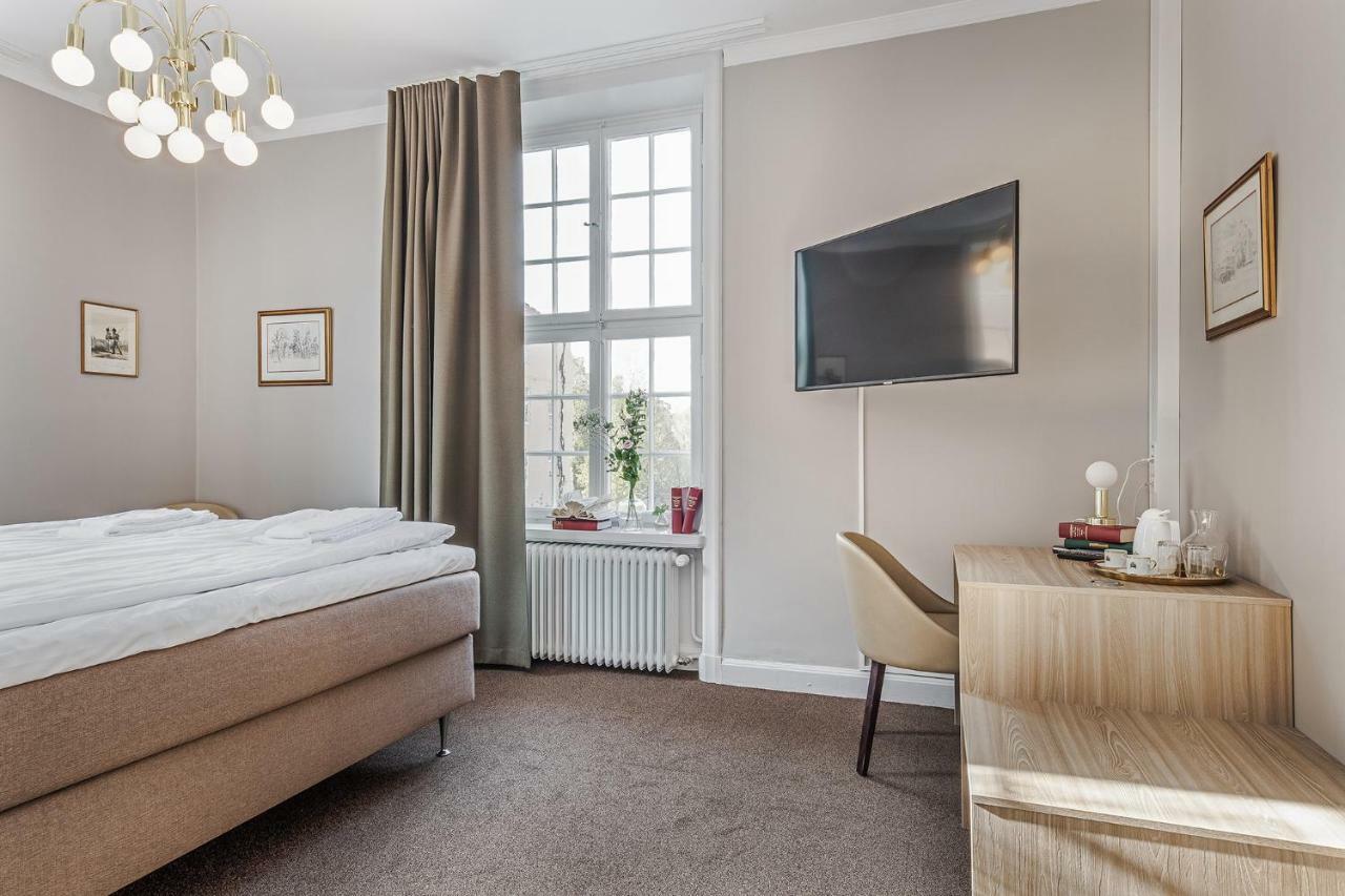 Livgrenadjaermaessen Hotell-Fest-Konferens Linköping Esterno foto